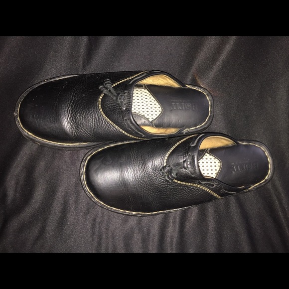 Shoes - Picture 2 of 5